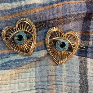 Stunning France Luxe Gold and Blue Heart Eye Hair Clips NEW 🦋